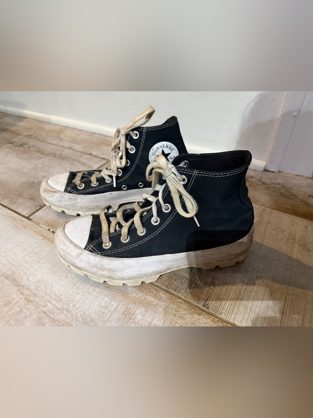 Converse Chuck Taylor All Star Lugged Hi Trainers